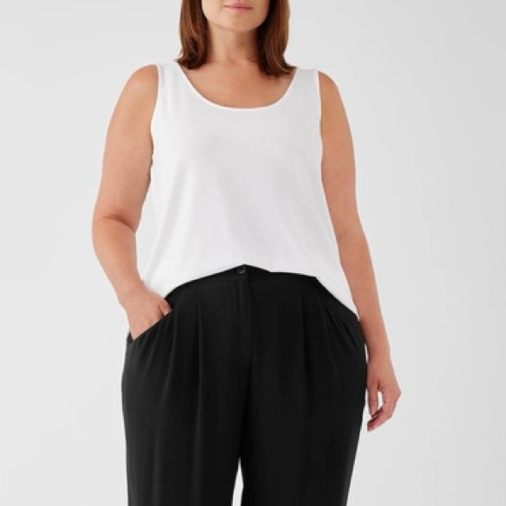 NWT Eileen Fisher 100% silk scoop neck tunic tank top. 🤍